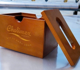 Khay gỗ khăn giấy